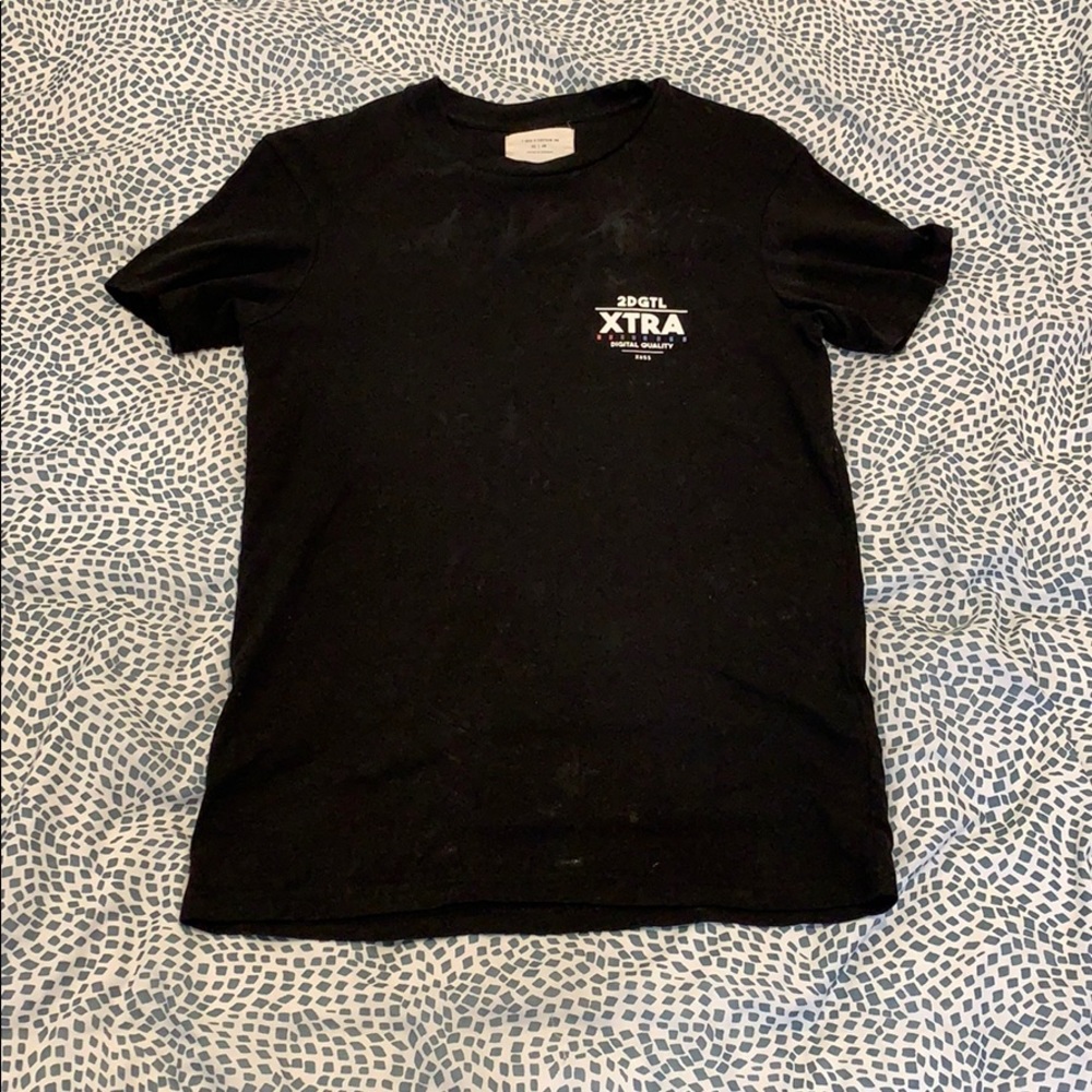 graphic tee